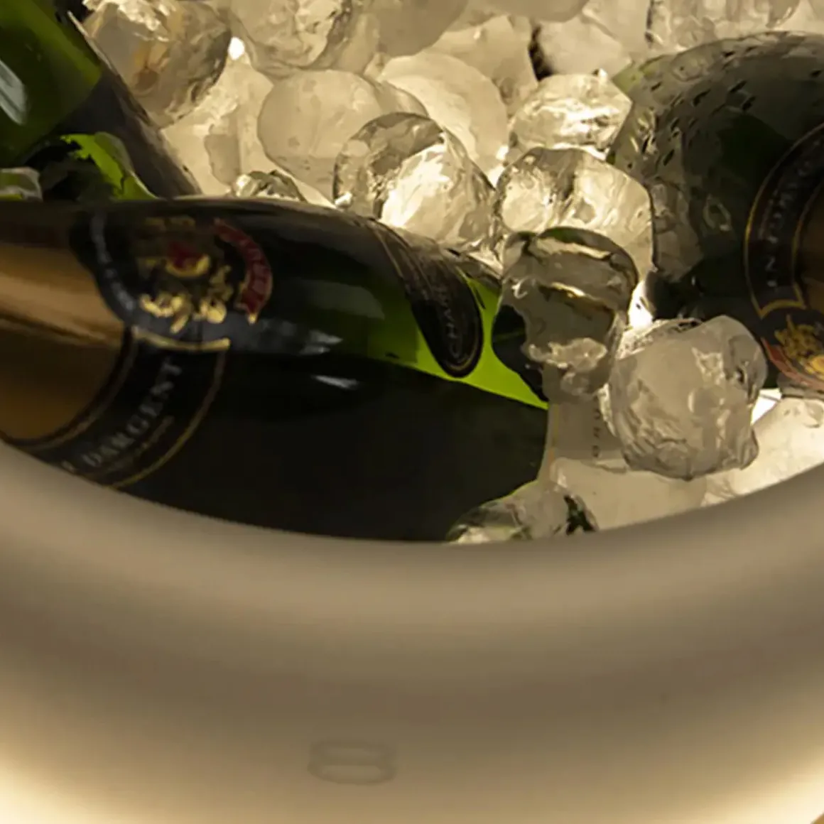 8 seasons design Shining Curvy Cooler Dekoleuchte & Weinkühler