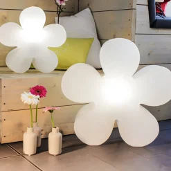 8 seasons design Shining Flower RGB Dekoleuchte