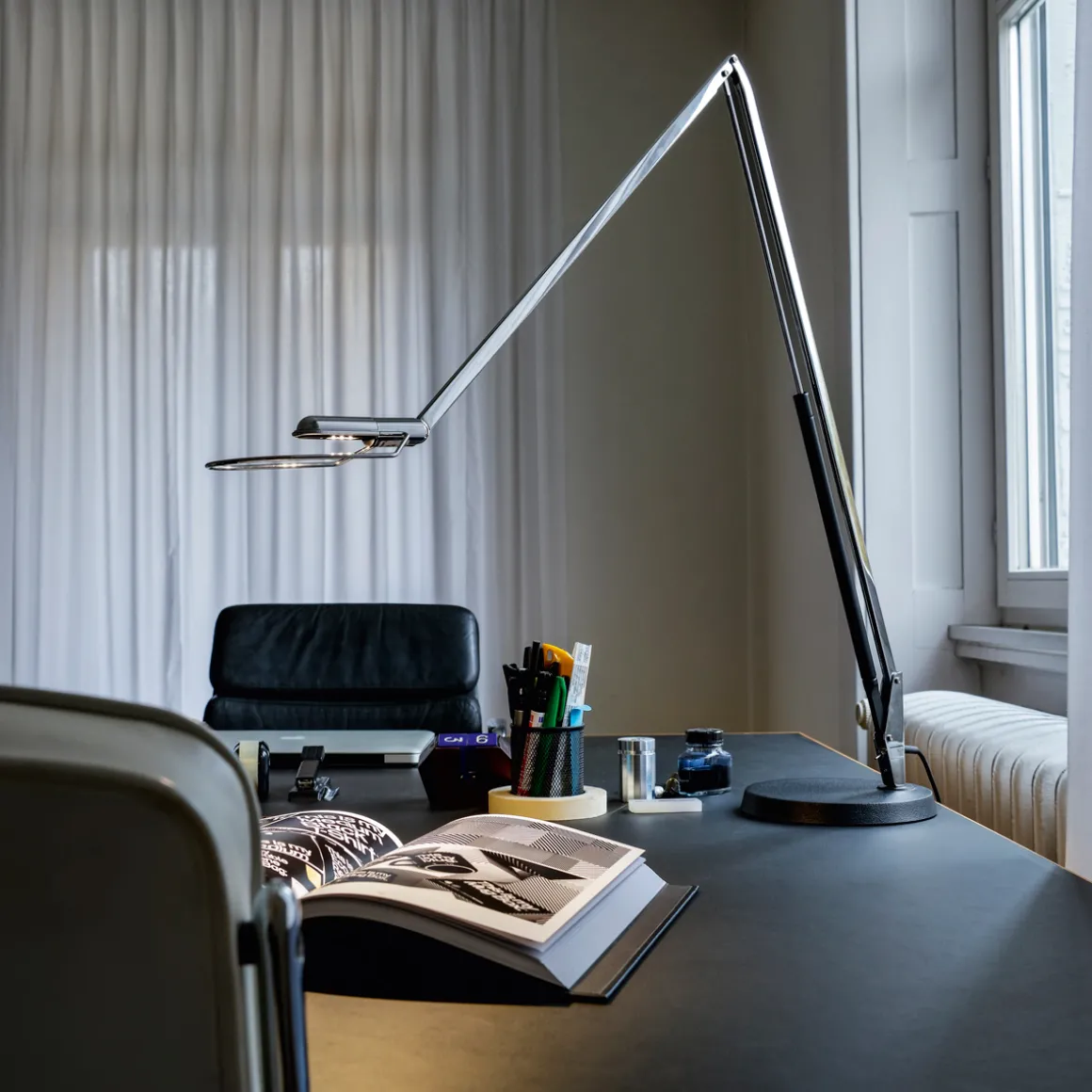 Belux Lifto-40 LED Tischleuchte