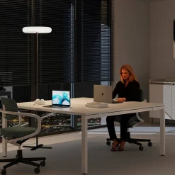 Belux Oto-10 LED Stehleuchte, mit Dimmer