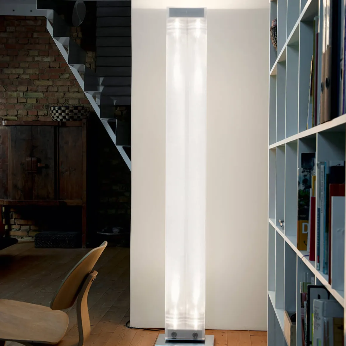 Belux Twilight-12 LED Stehleuchte, Dim-to-Warm