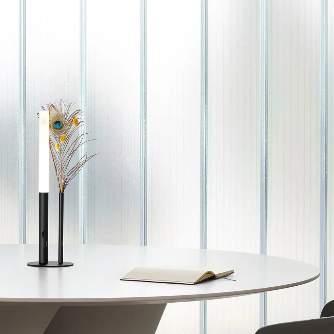 Cini & Nils Ognidove tavolo LED Akkuleuchte & Vase