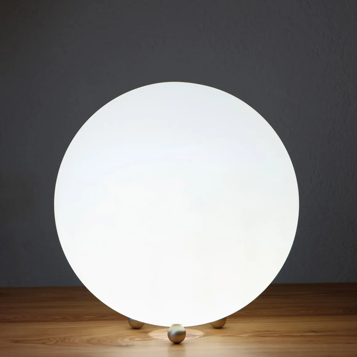 Epstein-Design Snowball Tischleuchte