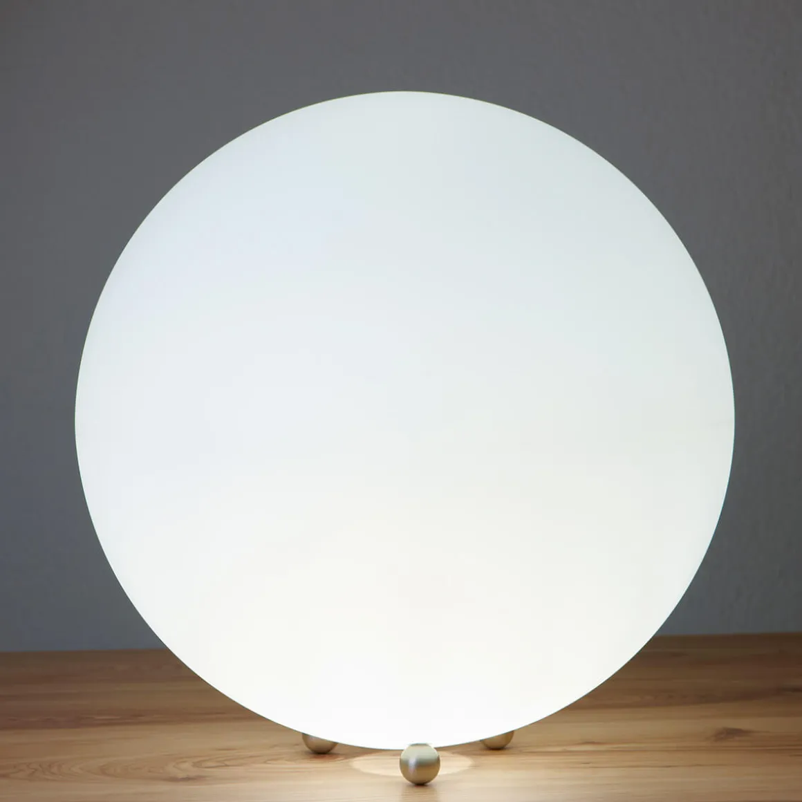 Epstein-Design Snowball Tischleuchte