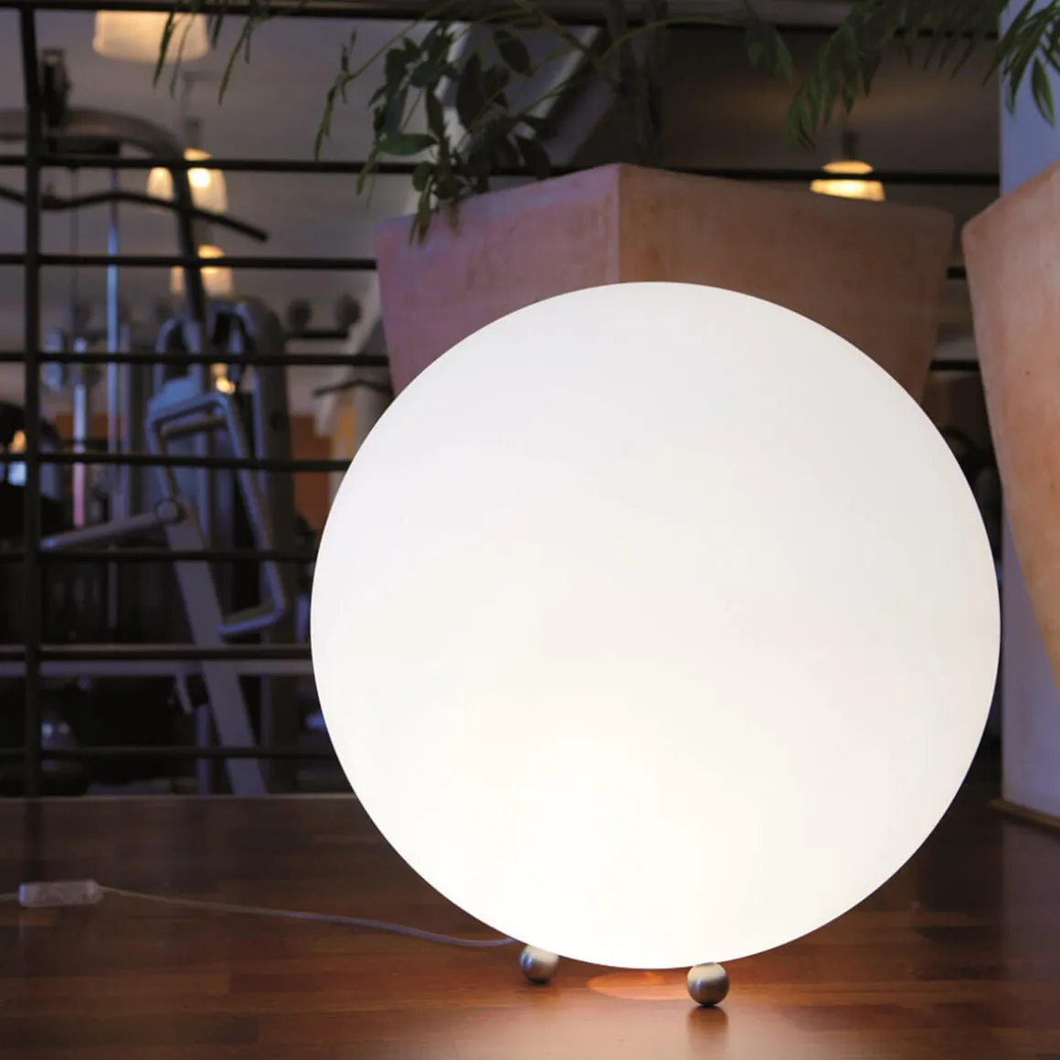 Epstein-Design Snowball Tischleuchte