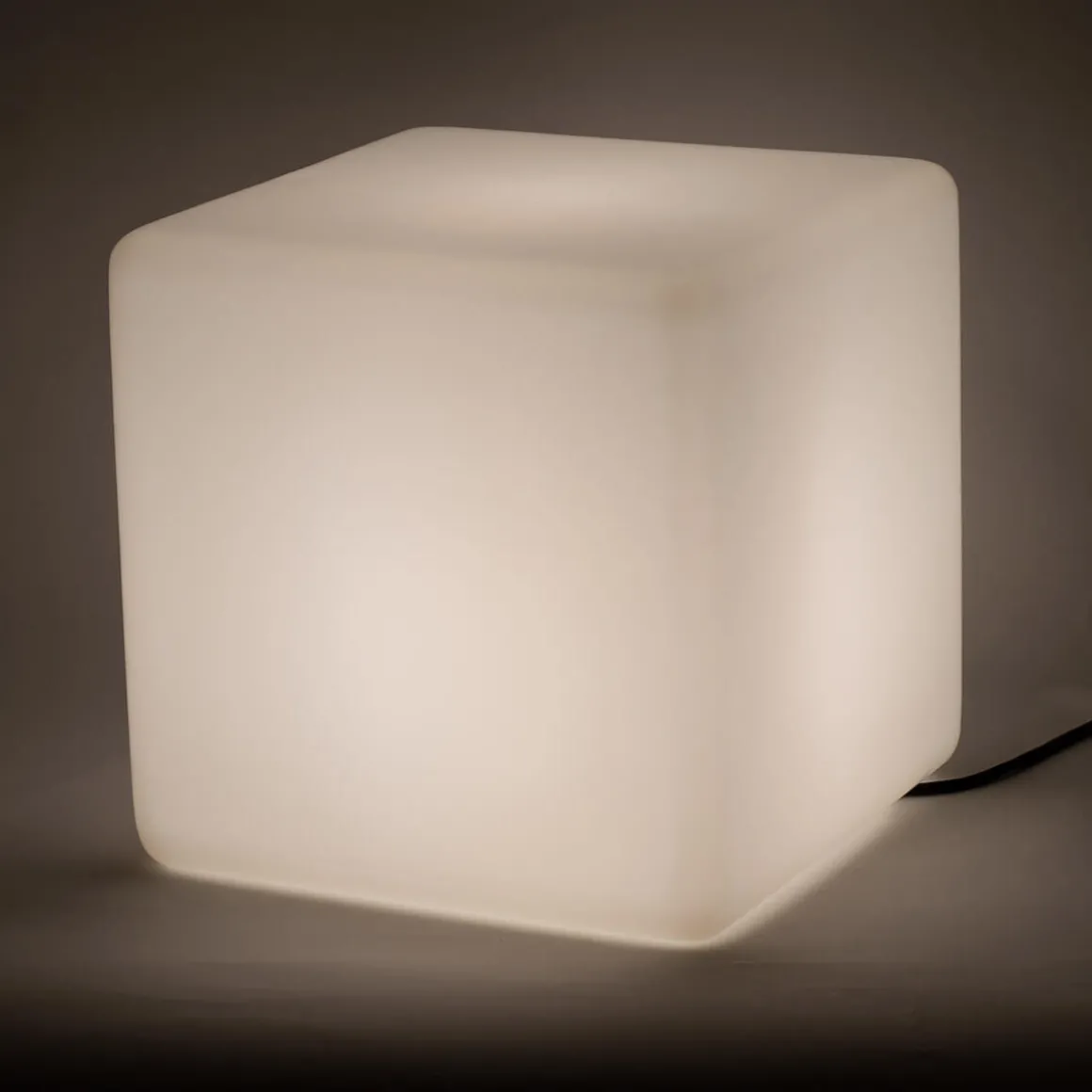 Epstein-Design Würfel CCT-LED Außenleuchte mit ZigBee