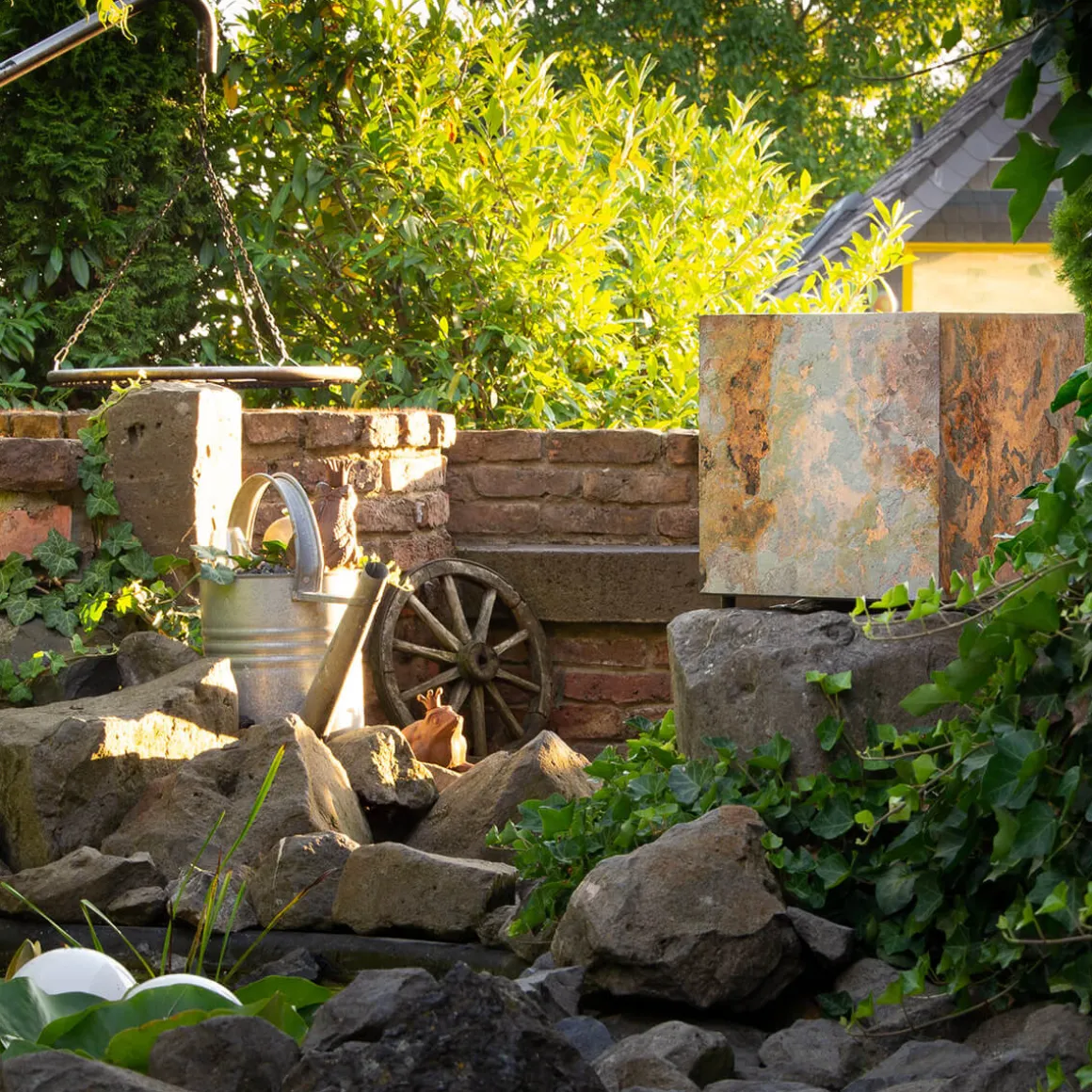 Epstein-Design Würfel Eifel im Herbst LED Außenleuchte