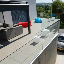 Epstein-Design Würfel RGB-LED Akkuleuchte