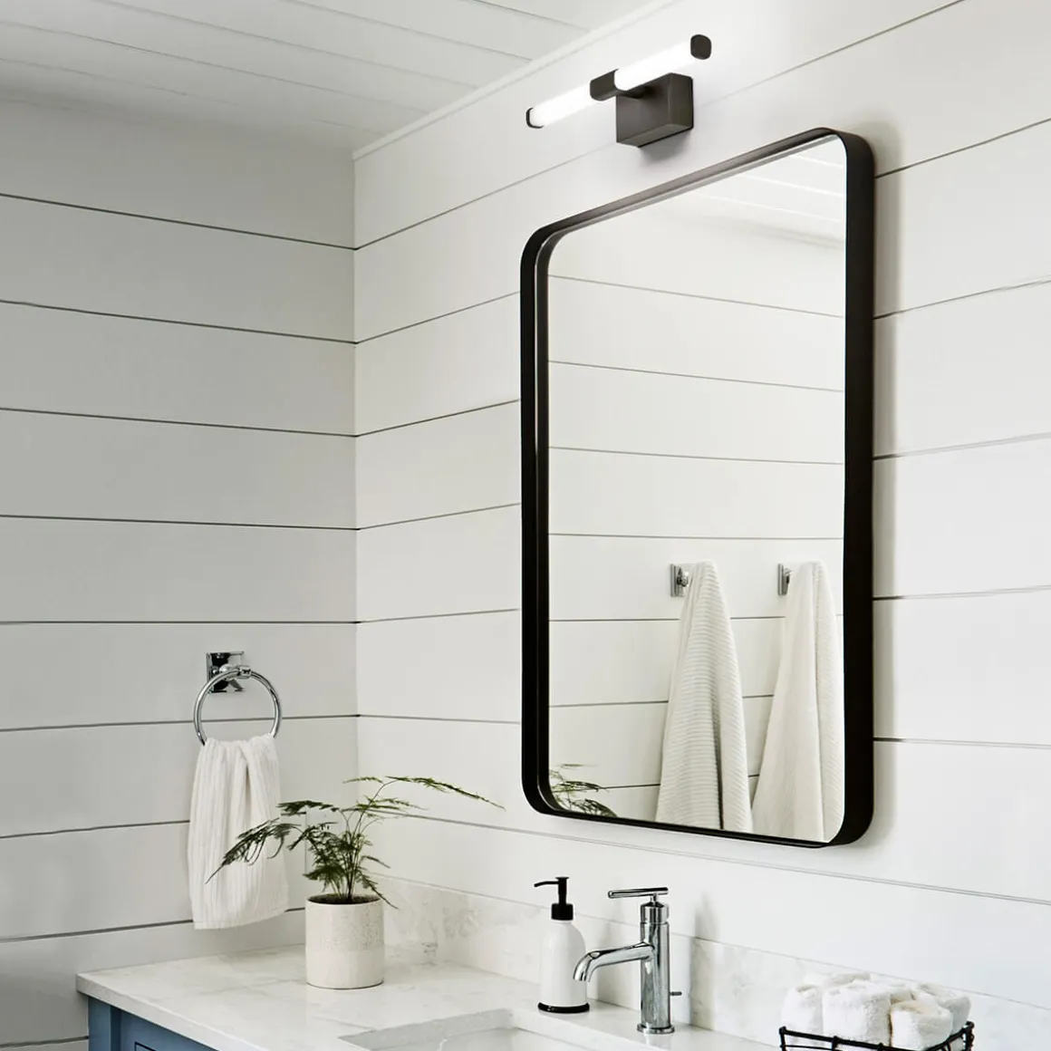 Fabas Luce Ago LED Wand- / Spiegelleuchte