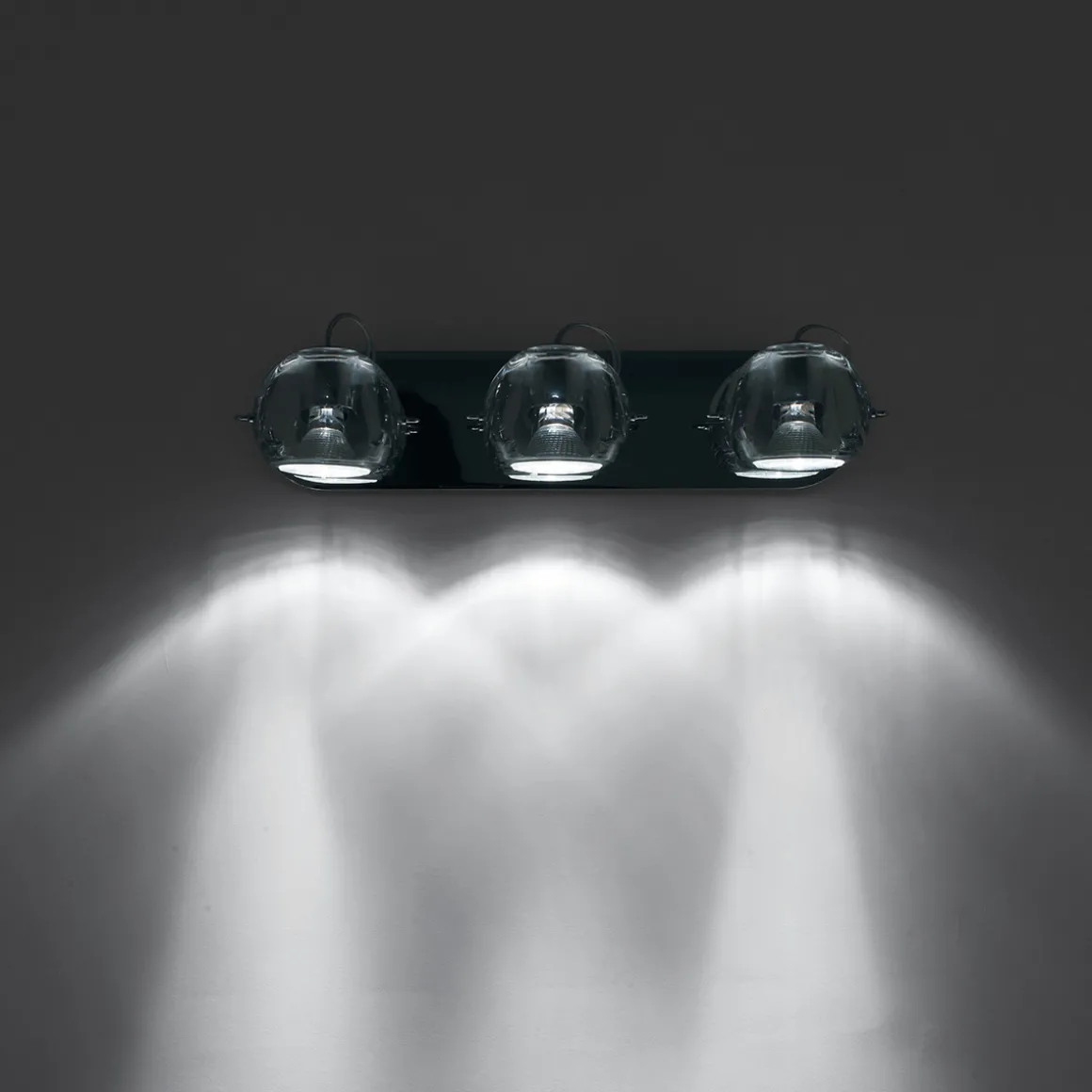 Fabbian Beluga Colour Wand- / Deckenleuchte, 3-flg.