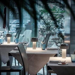 Flos Bellhop Battery LED Akkuleuchte