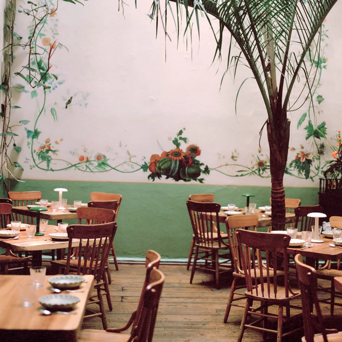 Flos Gustave Residential LED Akkuleuchte, 2700 K