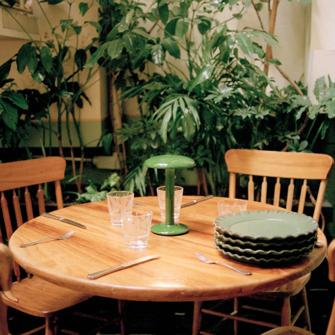 Flos Gustave Residential LED Akkuleuchte, 2700 K