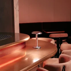 Flos Gustave Residential LED Akkuleuchte, 2700 K