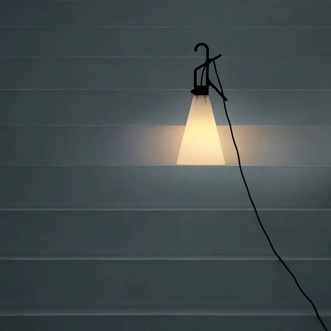 Flos Outdoor Mayday Outdoor Allzweckleuchte