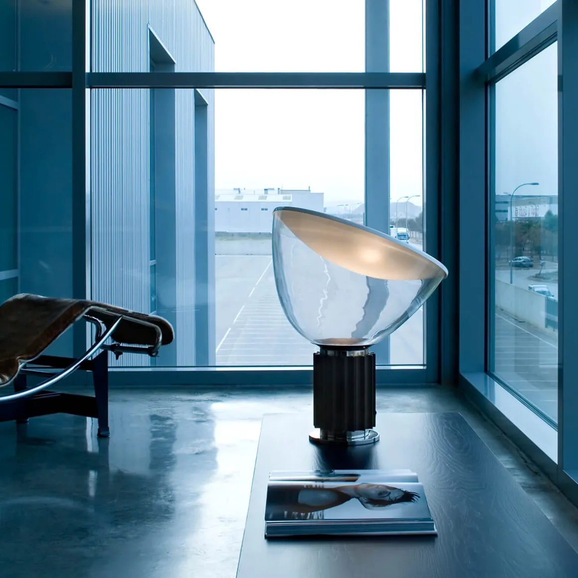 Flos Taccia LED Tischleuchte