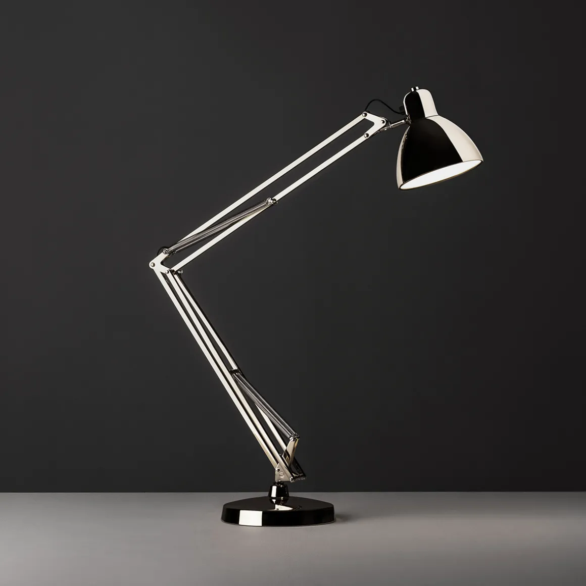 Fontana Arte Naska LED Tischleuchte