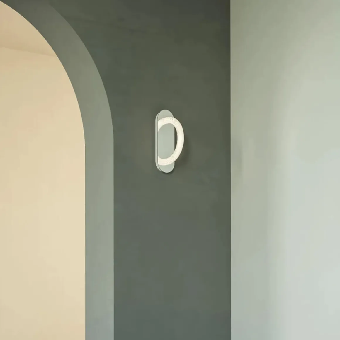 Fontana Arte Oort LED Wand- / Deckenleuchte