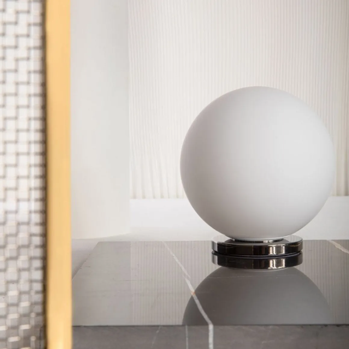 Fontana Arte Pallina Tischleuchte