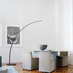 Fontana Arte Yumi LED Stehleuchte