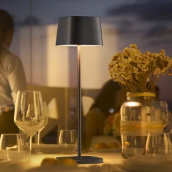 Helestra Kori LED Akkuleuchte