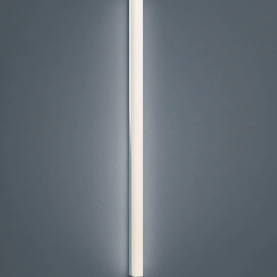 Helestra Lado LED Wand- / Spiegelleuchte, Chrom