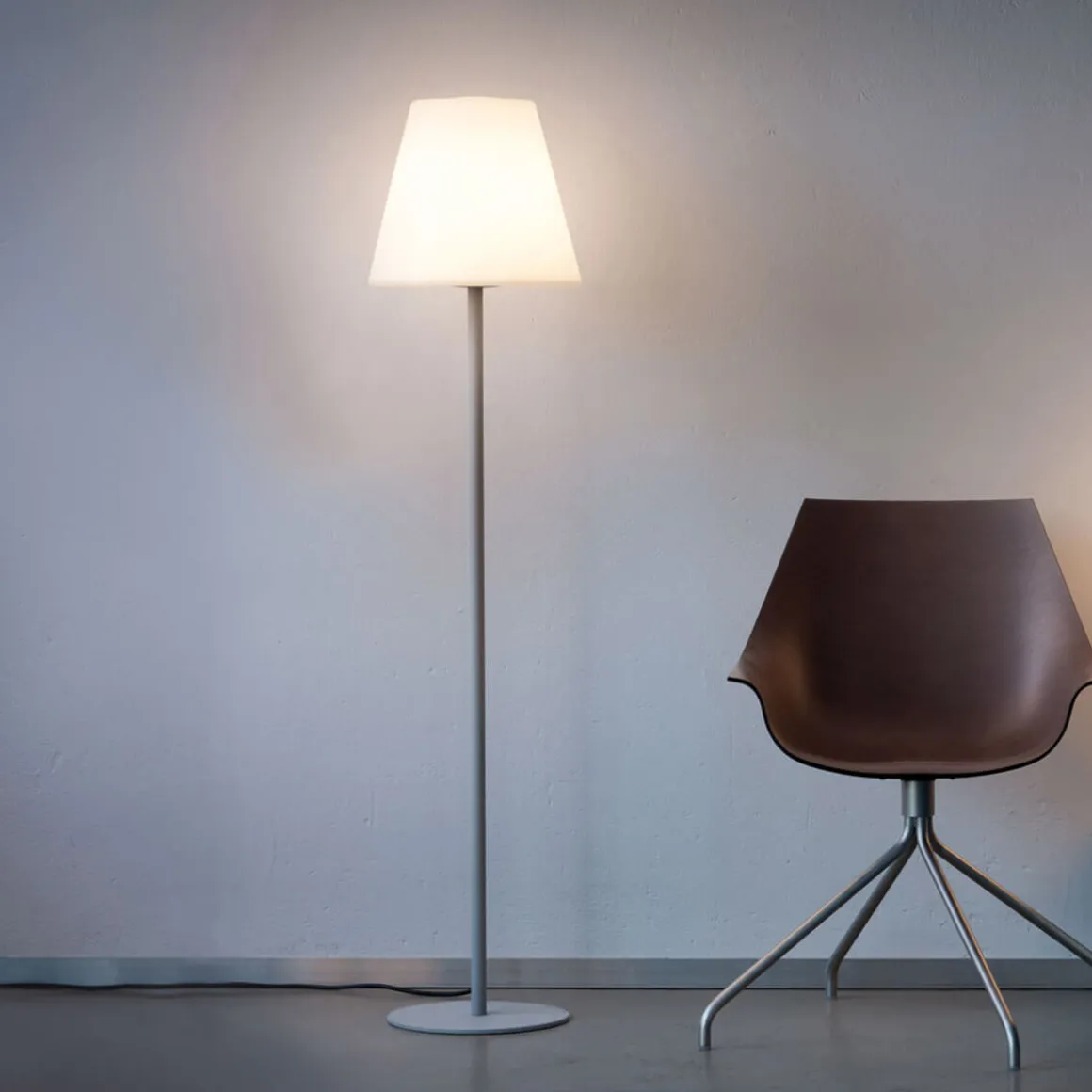 Helestra Moris Outdoor Stehleuchte