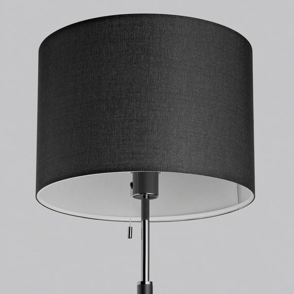 Helestra Oppo Stehleuchte