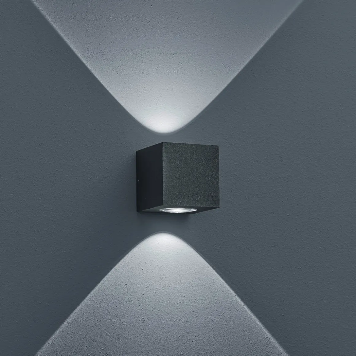 Helestra Peka LED Außenwandleuchte