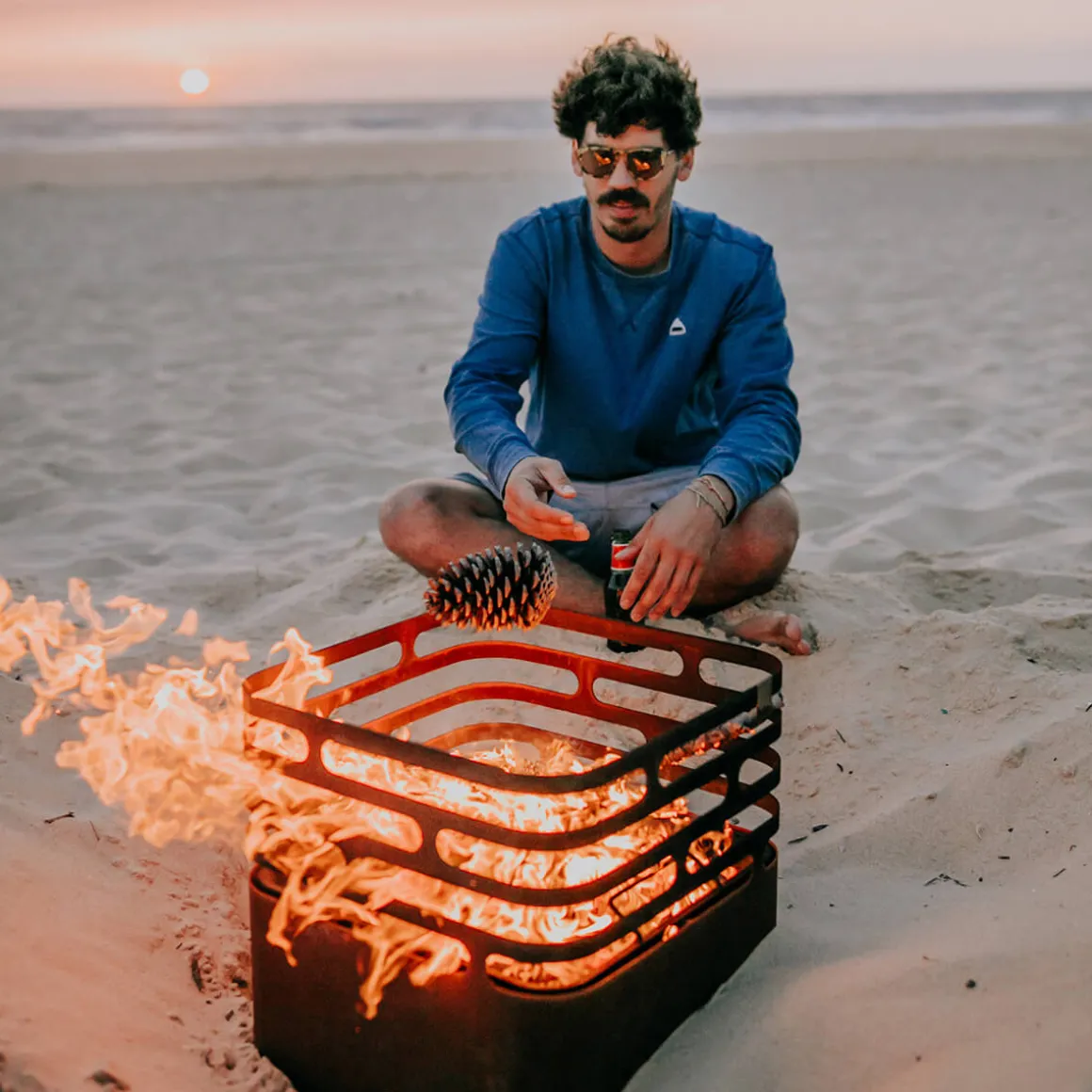 Höfats Cube Feuerkorb, Grill & Hocker