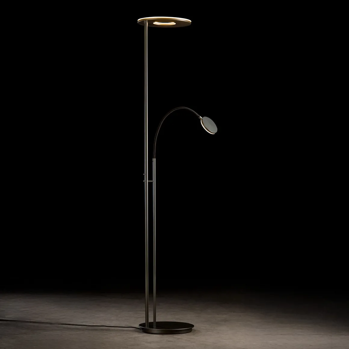 Holtkötter Leuchten Nova Flex LED Deckenfluter mit Lesearm