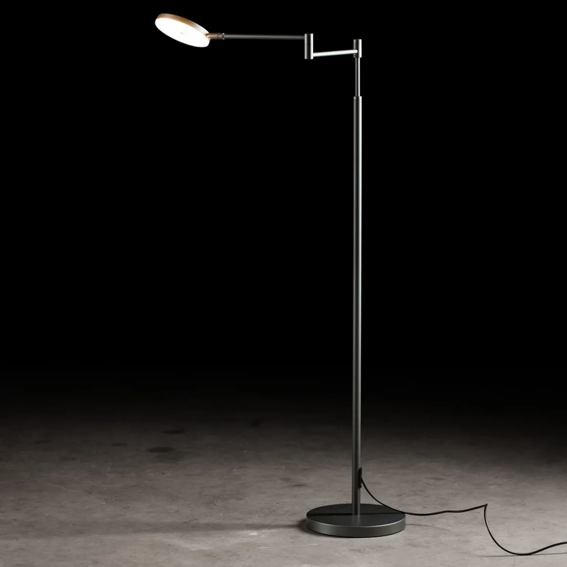 Holtkötter Leuchten Plano B LED Stehleuchte