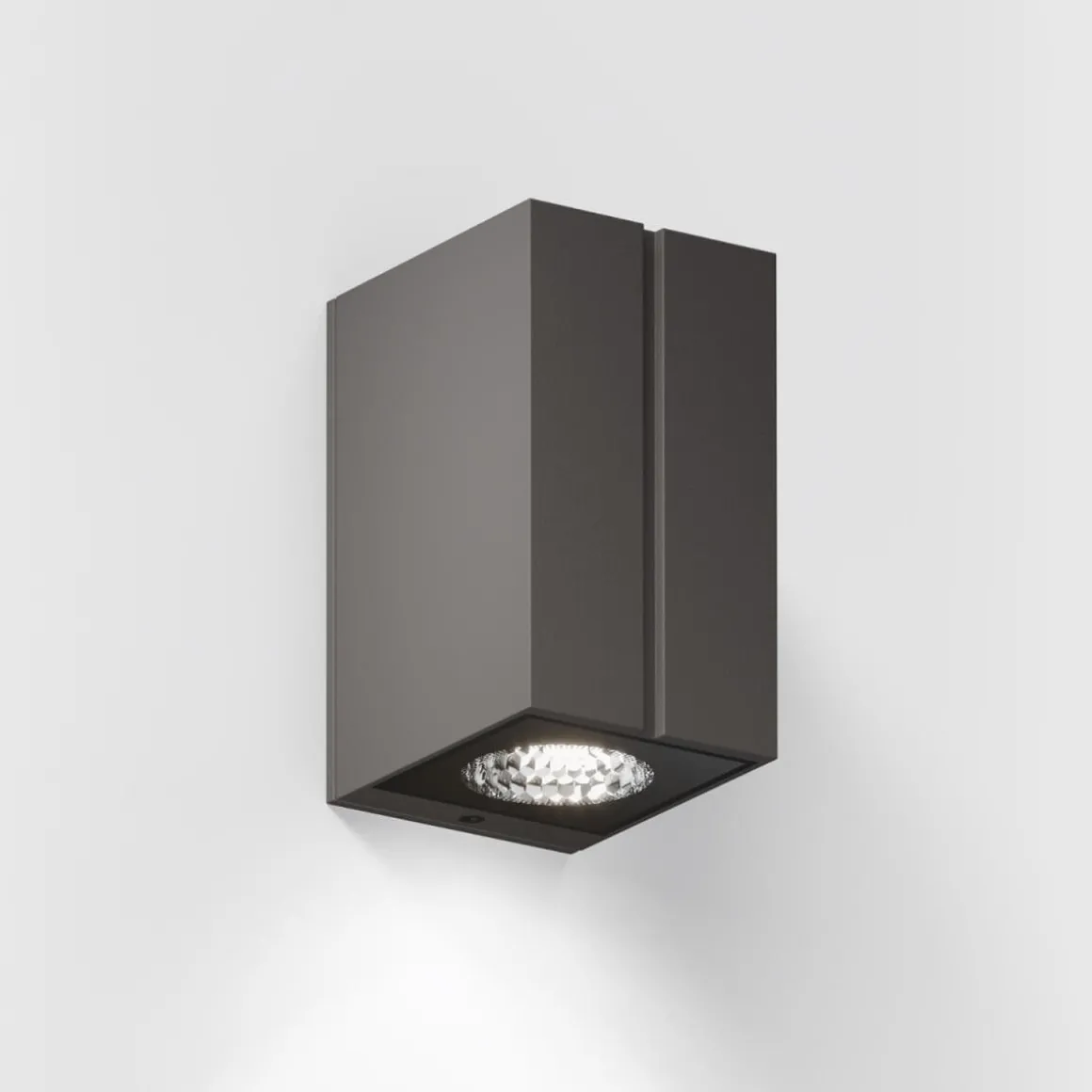 IP44.DE Cut Down LED Außenwandleuchte