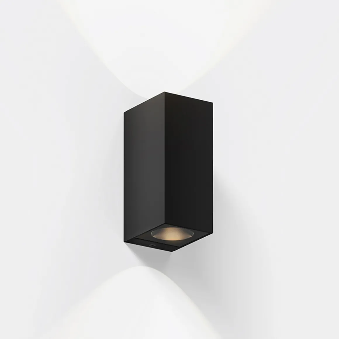 IP44.DE Iem.2 LED Außenwandleuchte