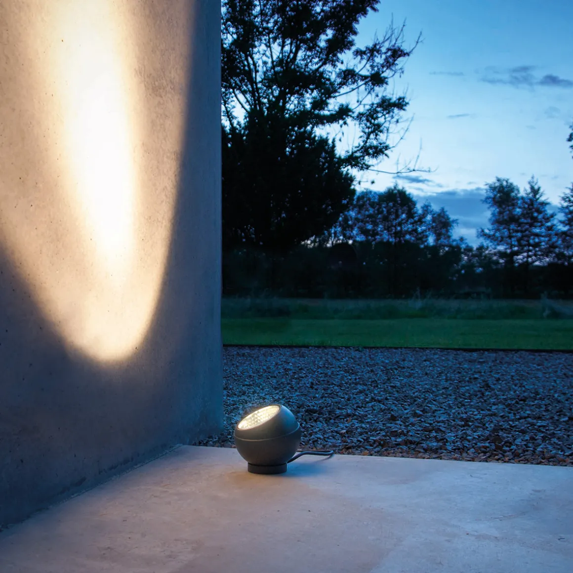 IP44.DE Shot LED Bodenleuchte Connect
