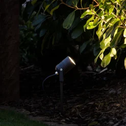 LCD Außenleuchten 5018 LED Spießstrahler