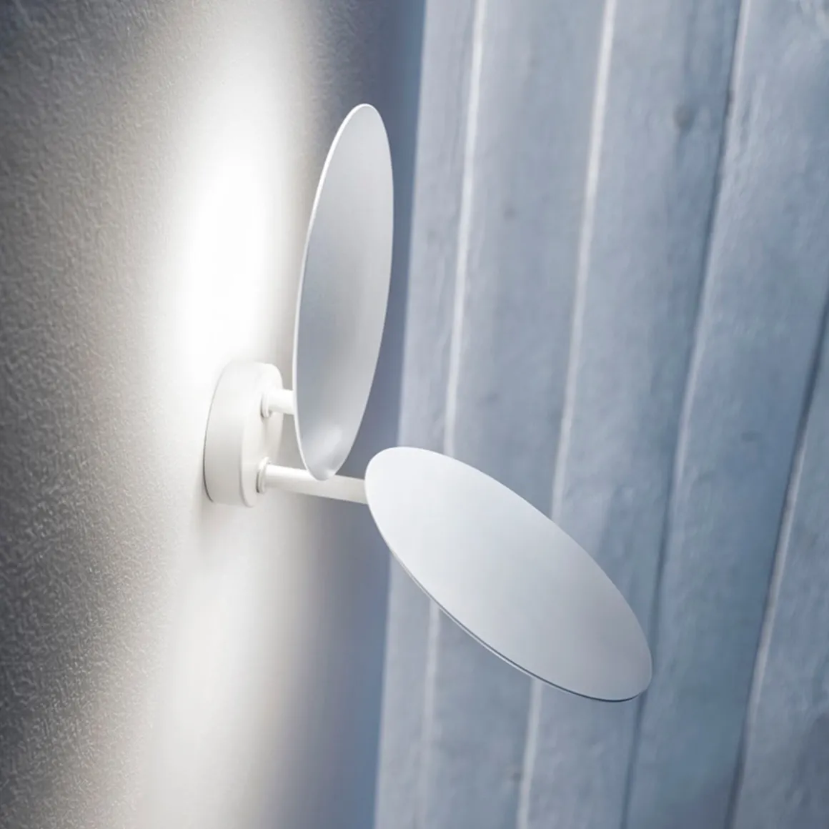 Lodes Puzzle Double Round LED Wand- / Deckenleuchte