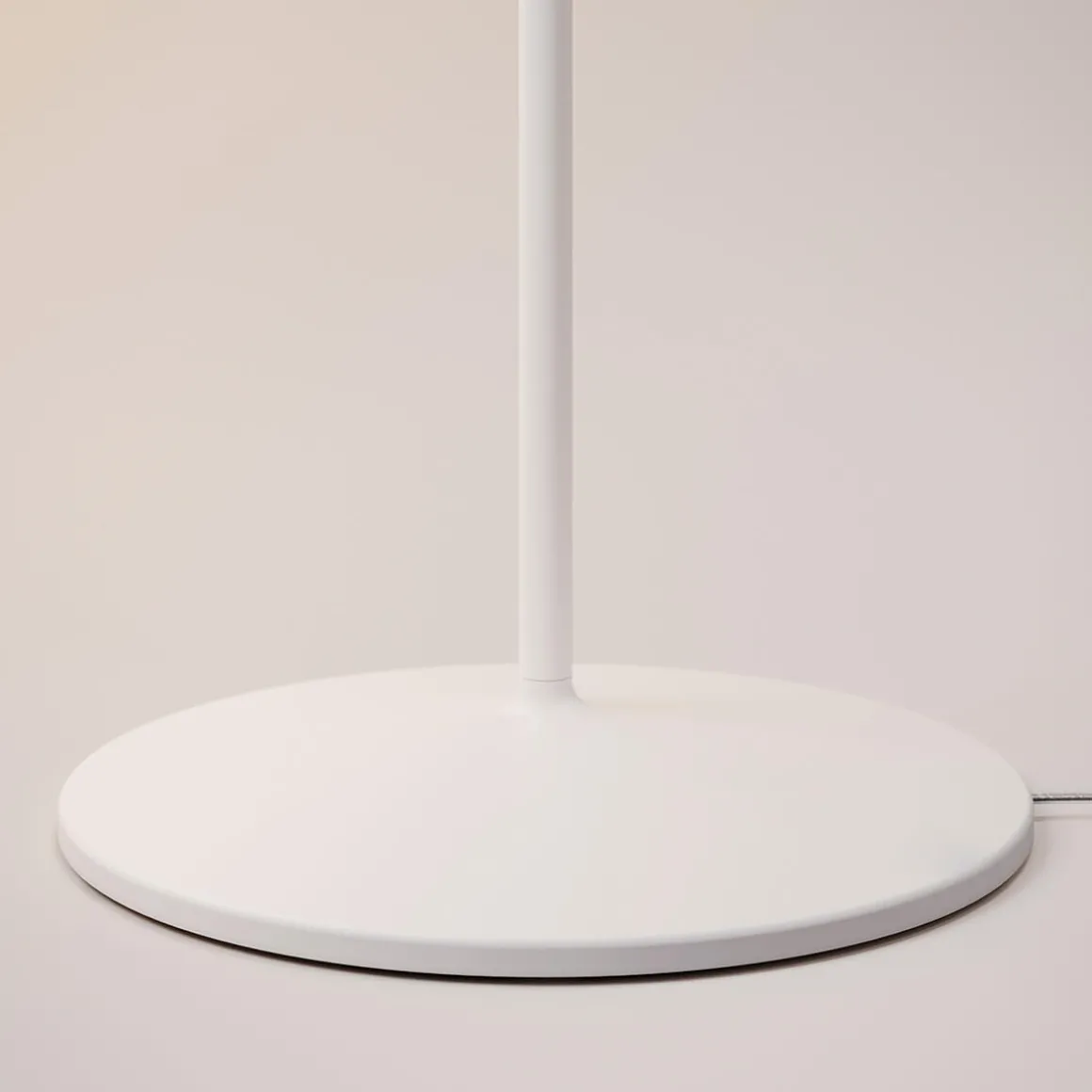 Lodes Volum Stehleuchte