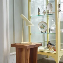 Louis Poulsen AJ Mini Tischleuchte