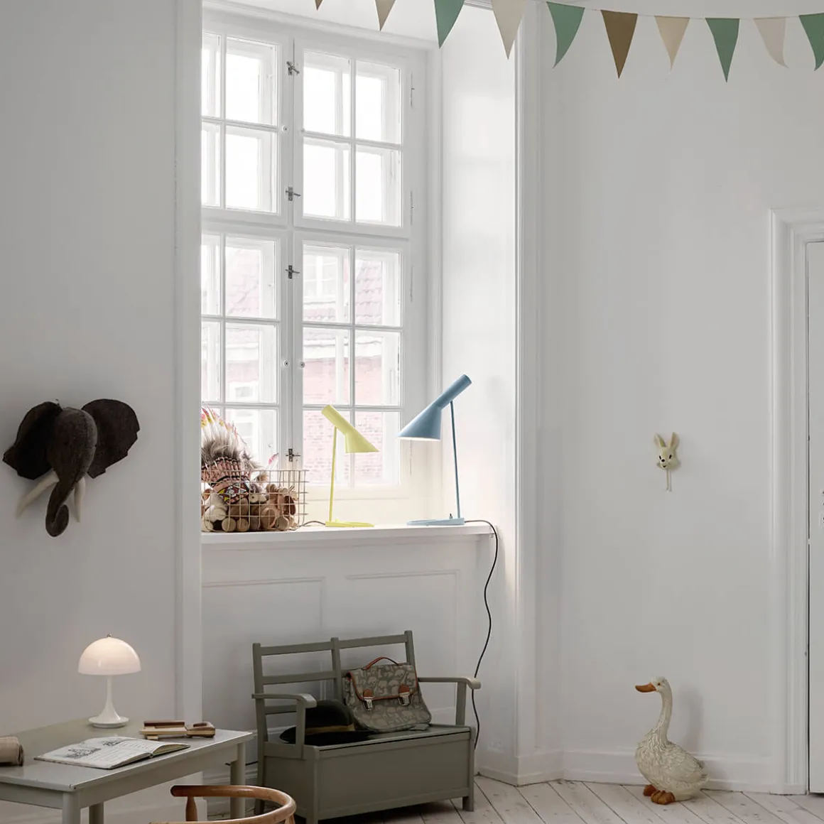 Louis Poulsen AJ Mini Tischleuchte