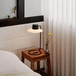 Louis Poulsen AJ Oxford Tischleuchte