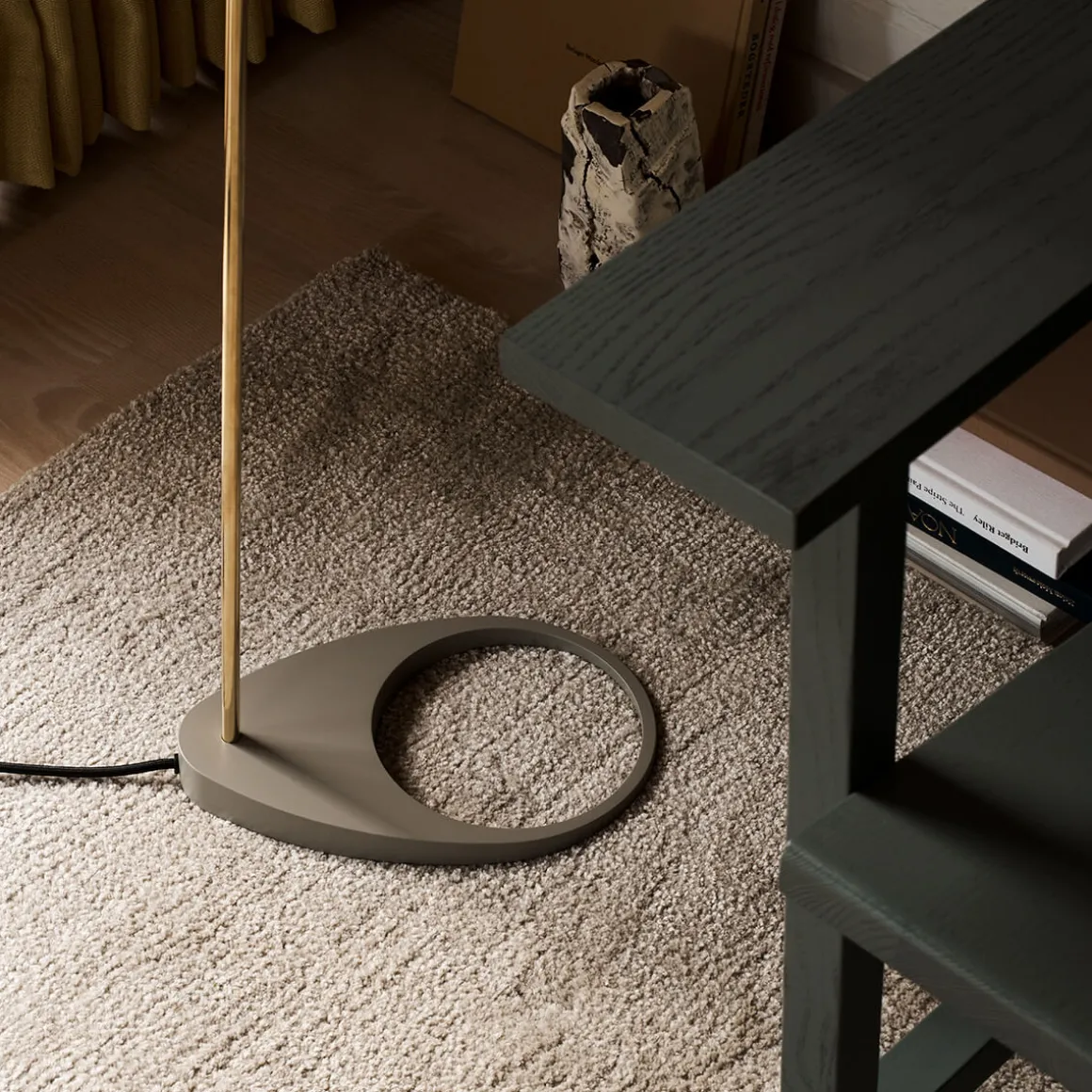 Louis Poulsen AJ Stehleuchte