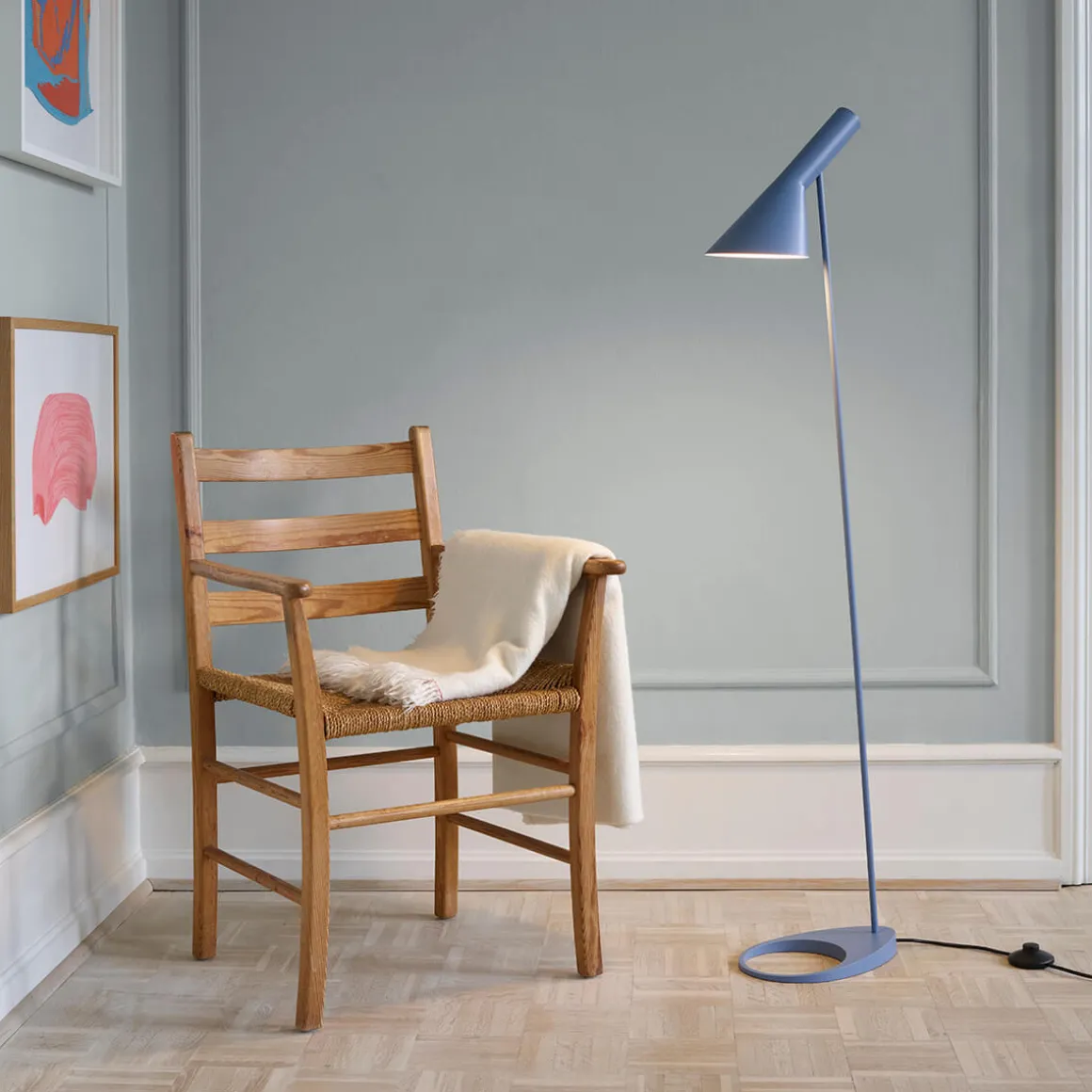 Louis Poulsen AJ Stehleuchte