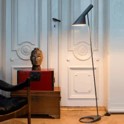 Louis Poulsen AJ Stehleuchte