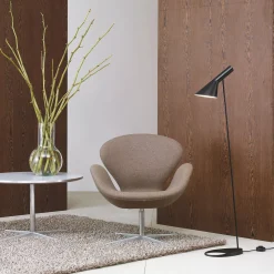 Louis Poulsen AJ Stehleuchte