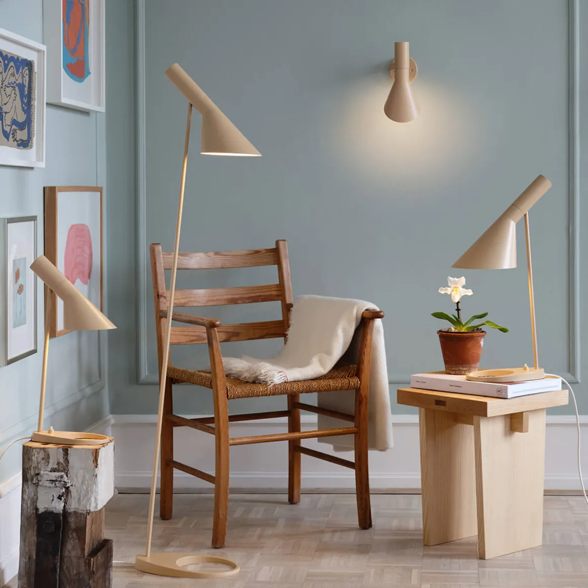 Louis Poulsen AJ Stehleuchte