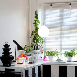 Louis Poulsen AJ Tischleuchte