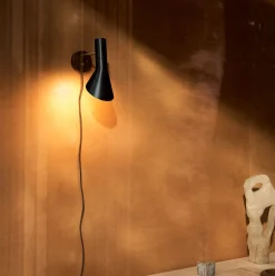 Louis Poulsen AJ Wandleuchte