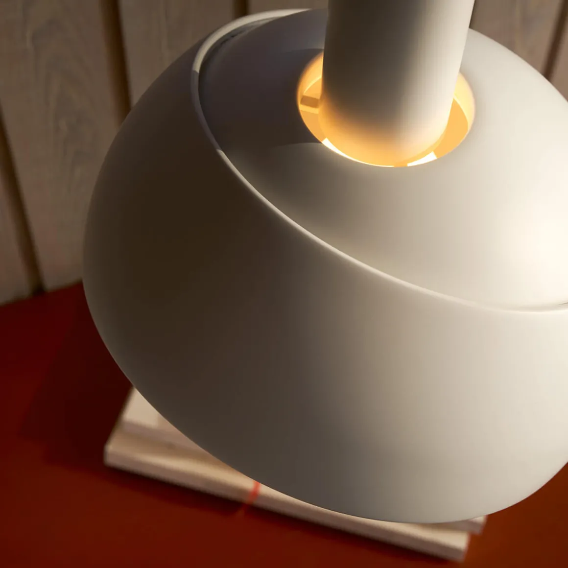 Louis Poulsen FJ Elements Tischleuchte