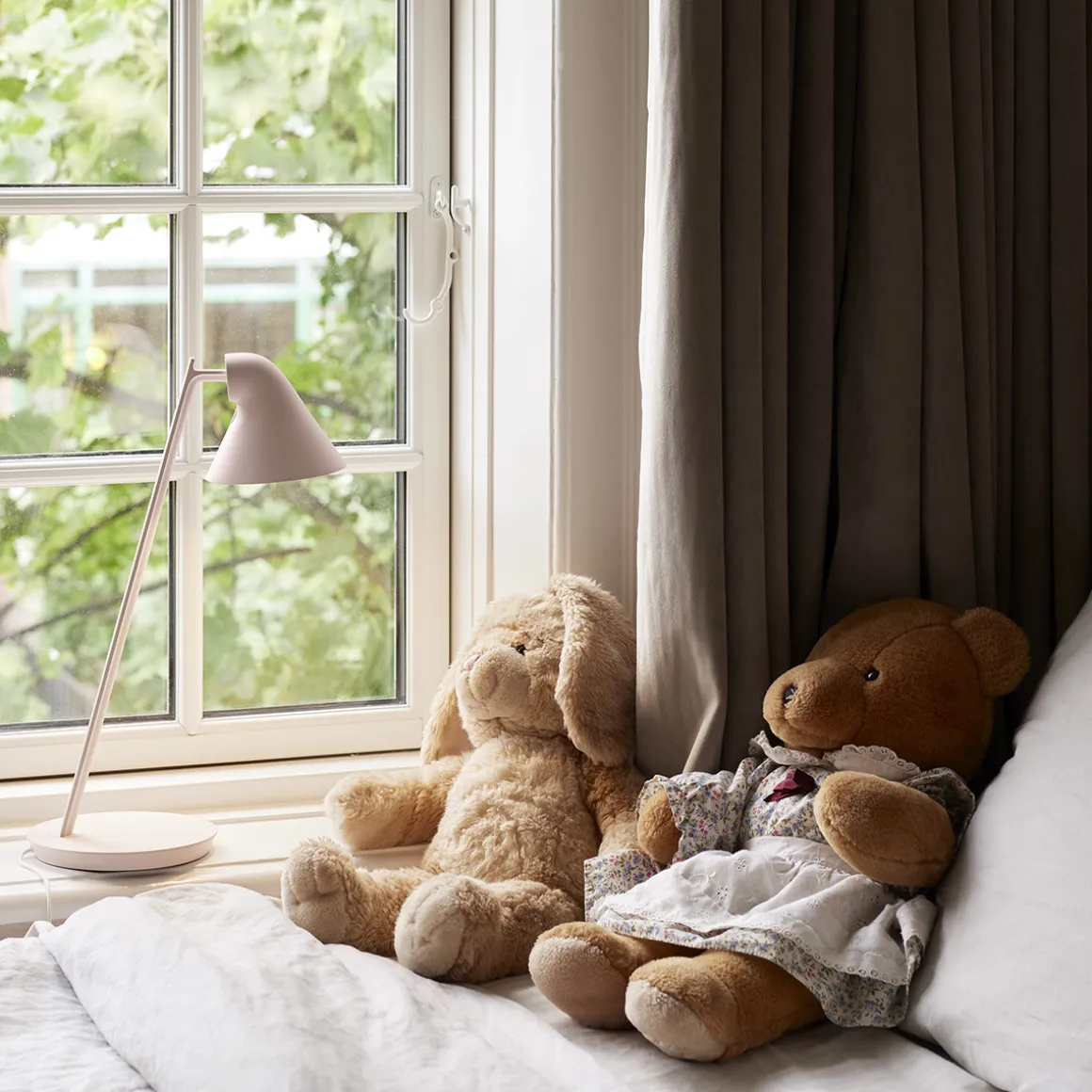 Louis Poulsen NJP Mini LED Tischleuchte